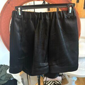 BONDI BORN Black dressy shorts size small